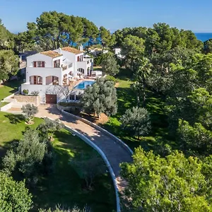 https://villa-font-de-sa-cala.balearic-islands.net